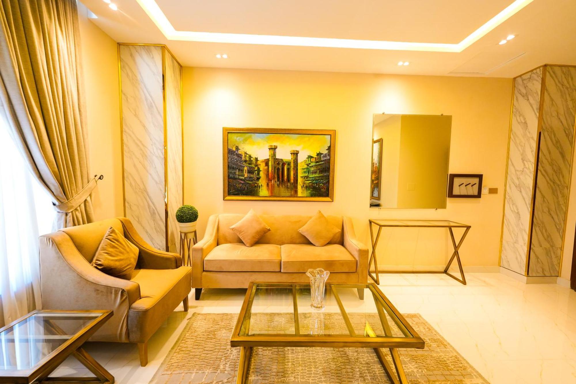 Pavilion Suites - Premium Aparthotel In Bahria Town Равалпинди Экстерьер фото