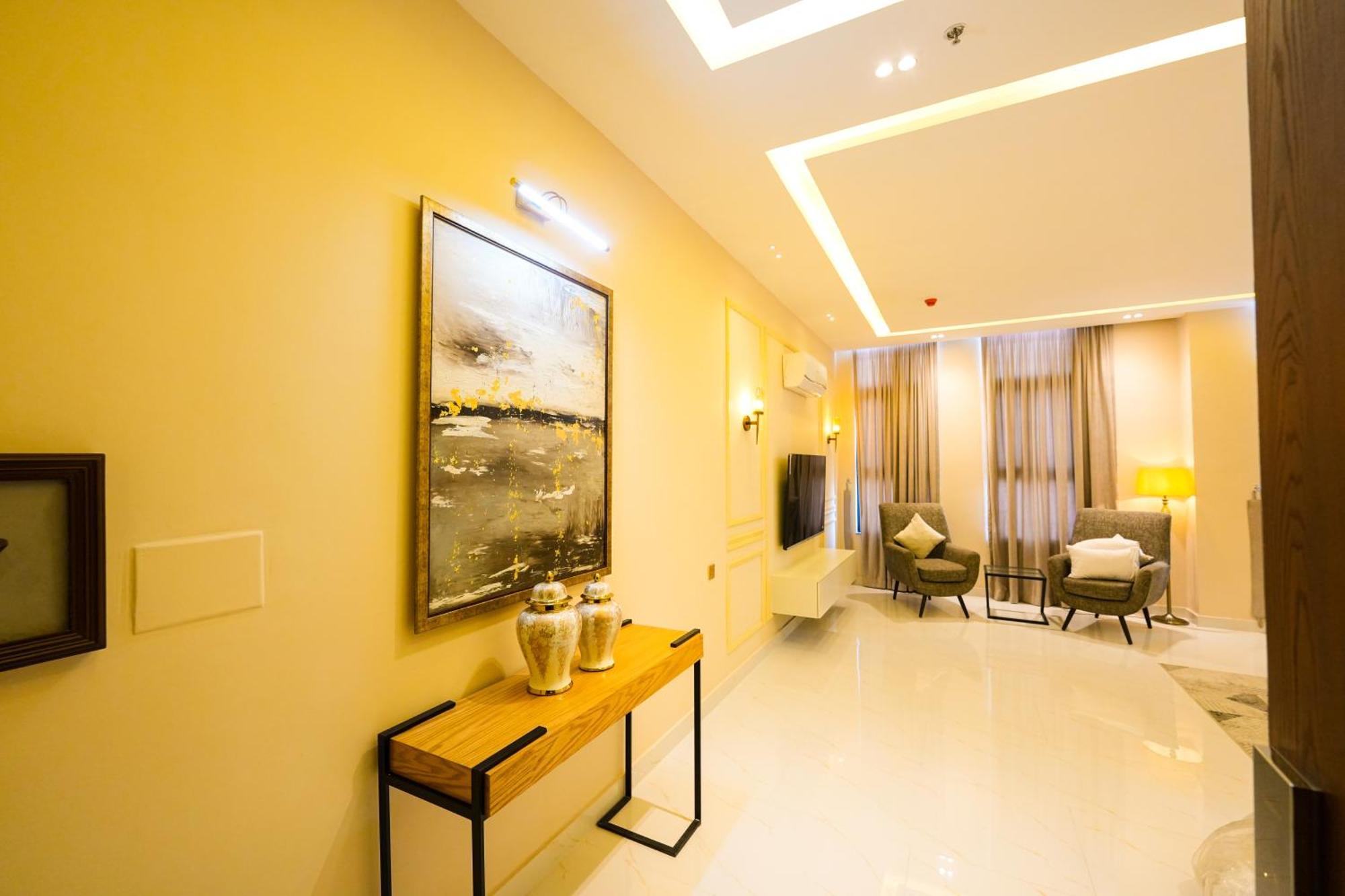 Pavilion Suites - Premium Aparthotel In Bahria Town Равалпинди Экстерьер фото